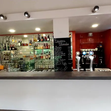 Hotell Restaurant L'artiere Ceyrat