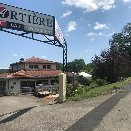 Restaurant L'artiere فندق Ceyrat